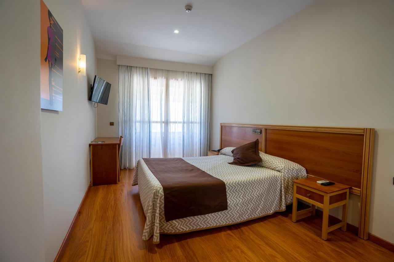 Hotel Los Barruecos By Croma Мальпартіда-де-Касерес Екстер'єр фото