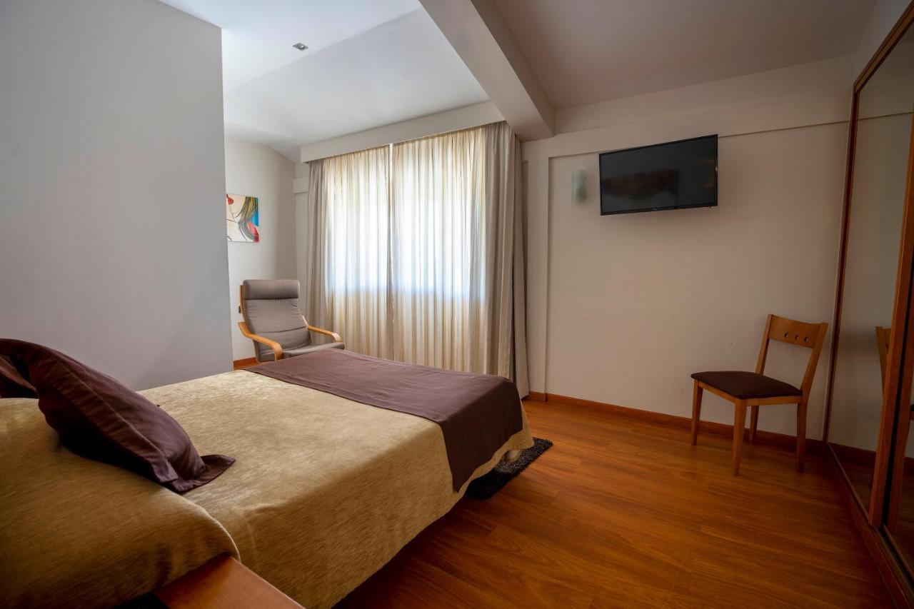Hotel Los Barruecos By Croma Мальпартіда-де-Касерес Екстер'єр фото