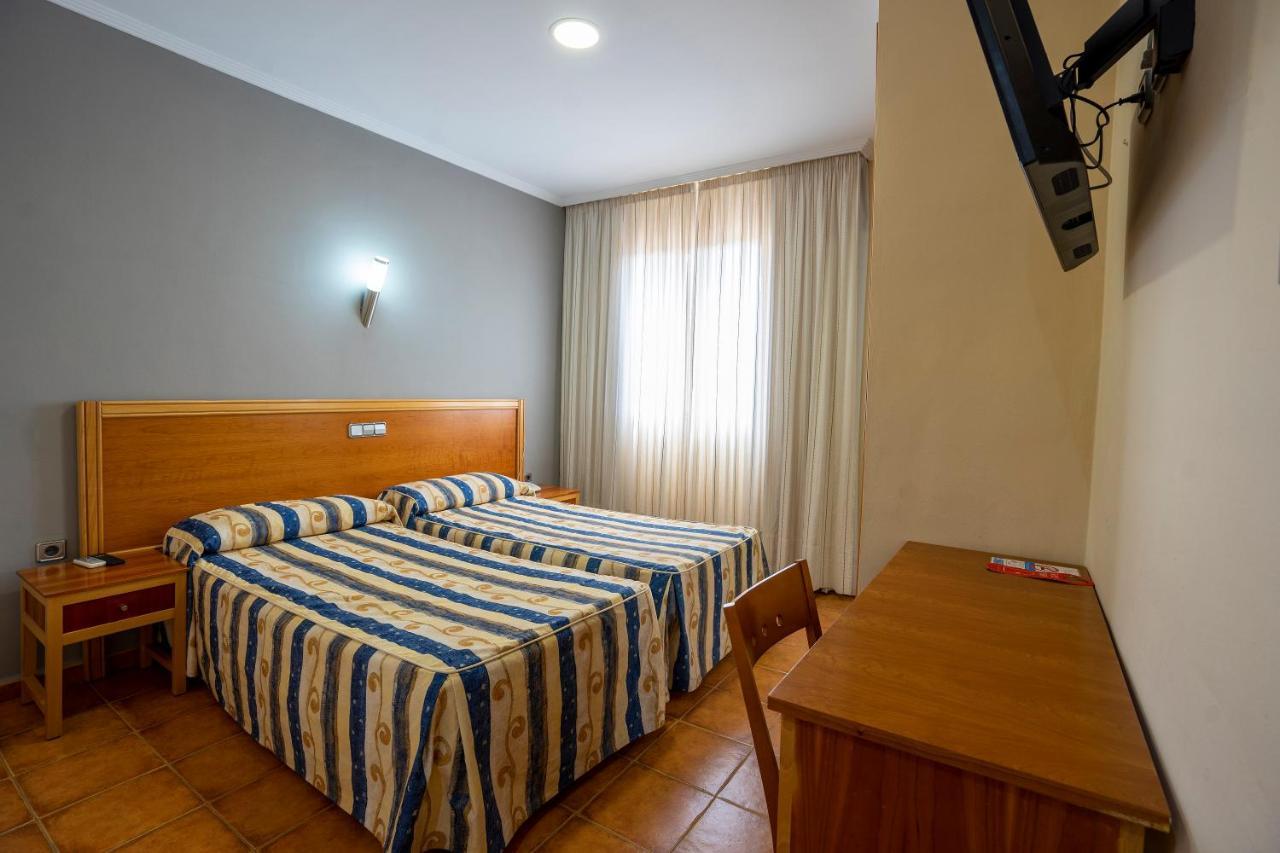 Hotel Los Barruecos By Croma Мальпартіда-де-Касерес Екстер'єр фото